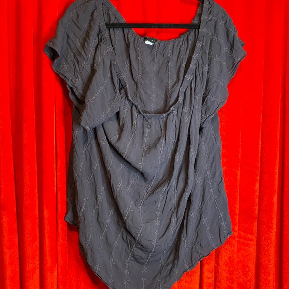 ✨Torrid charcoal gray off shoulder top✨ - Picture 2 of 6